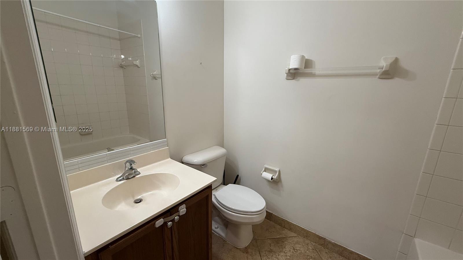HAMPTON HILLS CONDO - Residential Lease
