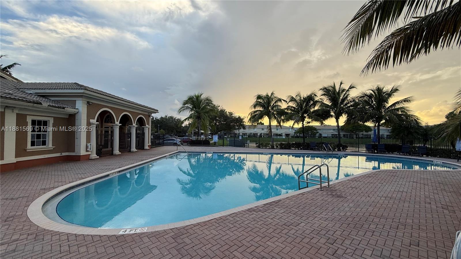 HAMPTON HILLS CONDO - Residential Lease