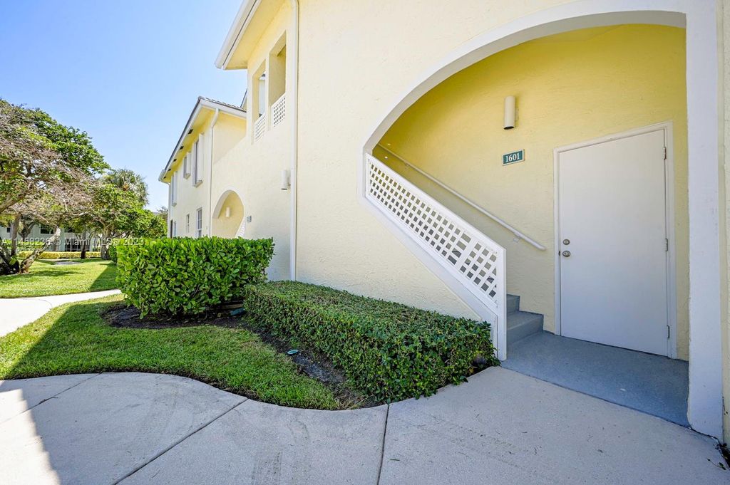 Photo of 1601 Mizzenmast Way #1601, Jupiter, FL 33477 (MLS # A11458236)