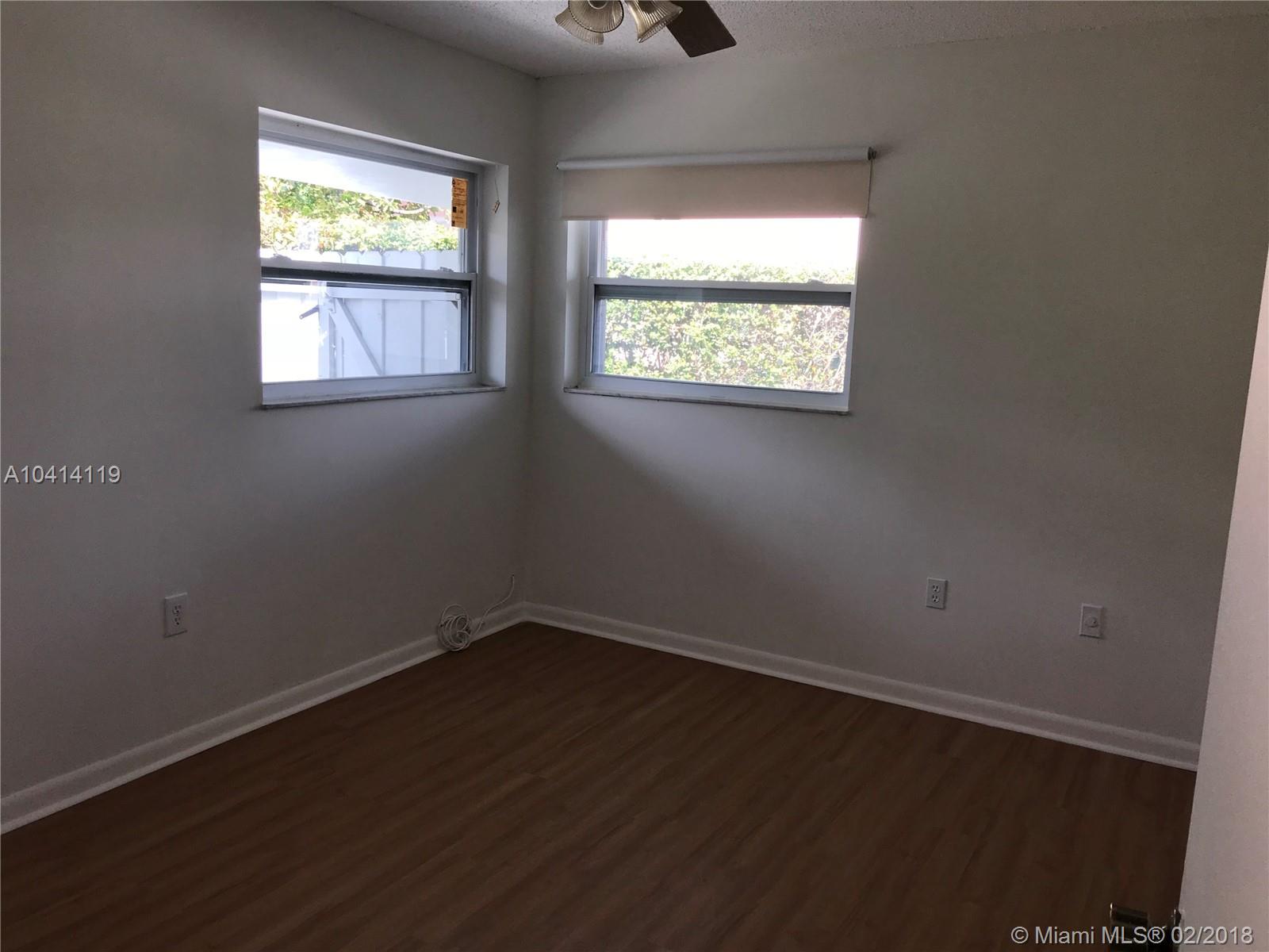 CASA GRANDE CONDO 17/1 - Residential