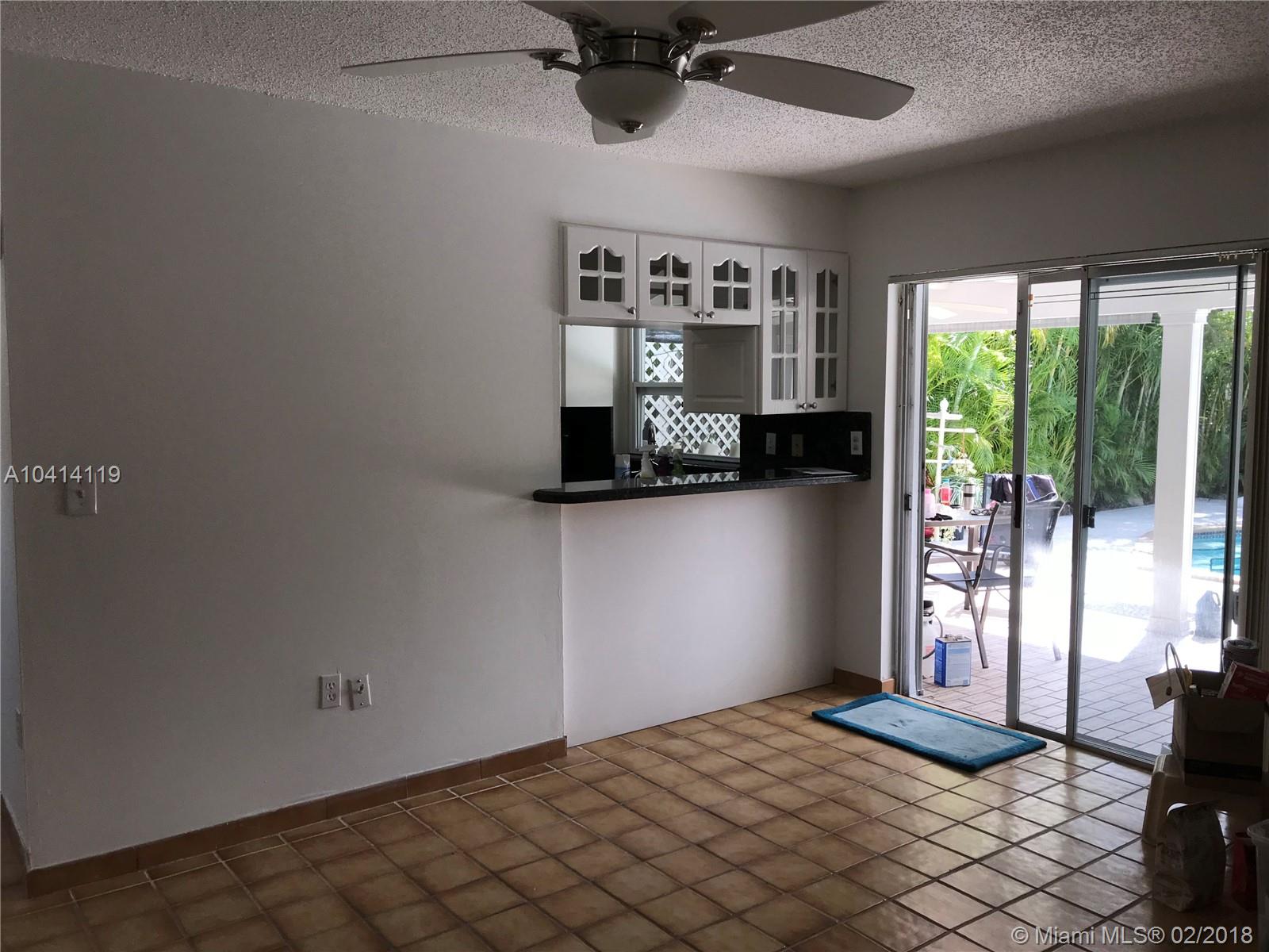 CASA GRANDE CONDO 17/1 - Residential