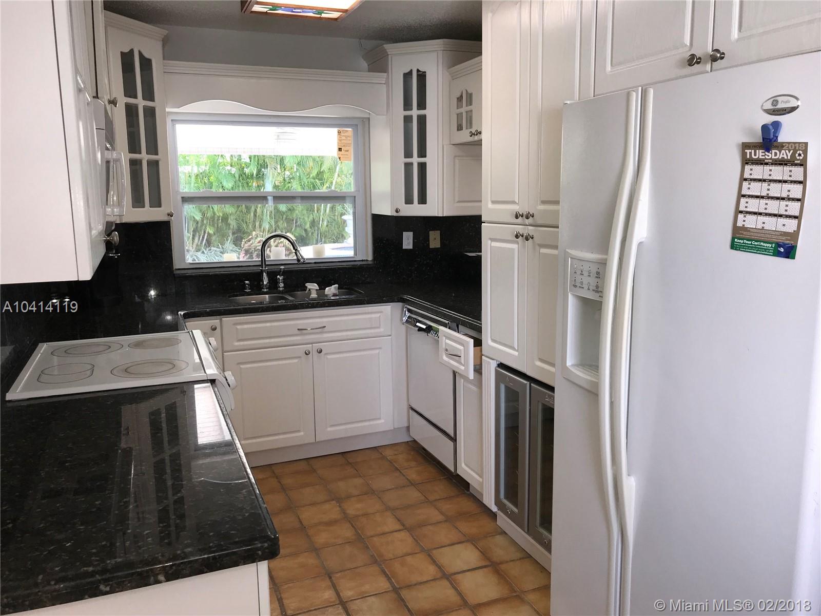 CASA GRANDE CONDO 17/1 - Residential