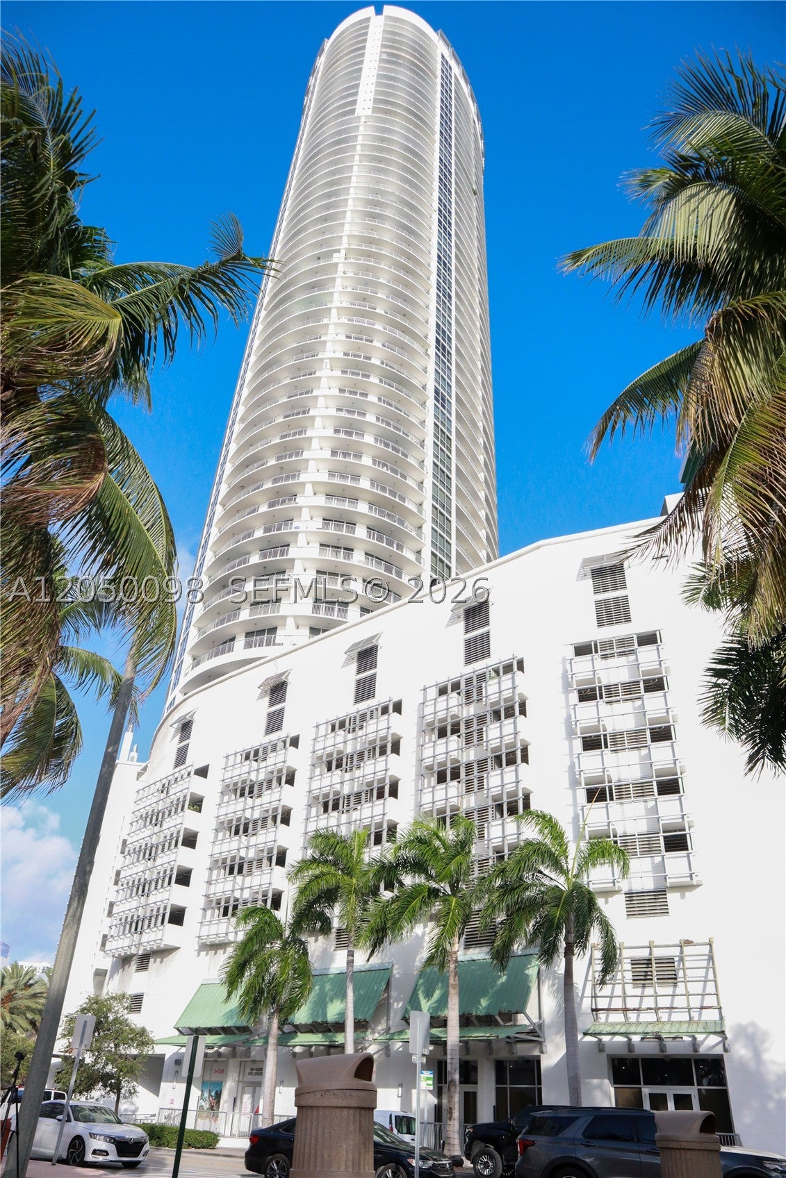 1750 N Bayshore Dr 3411 - Image 1