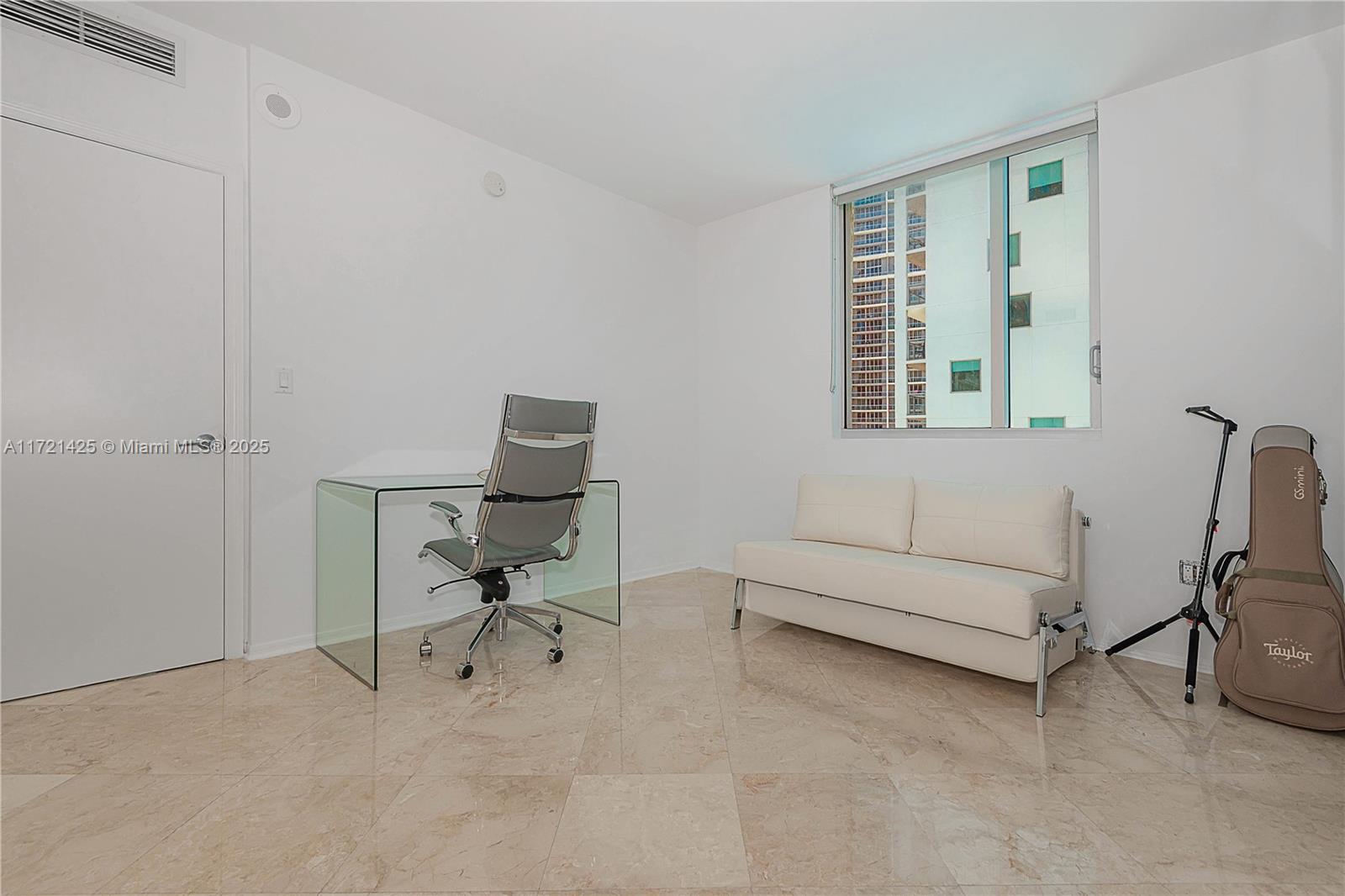 500 BRICKELL WEST CONDO - Residential