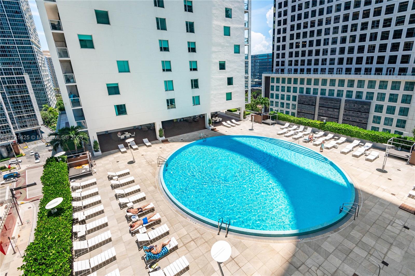 500 BRICKELL WEST CONDO - Residential