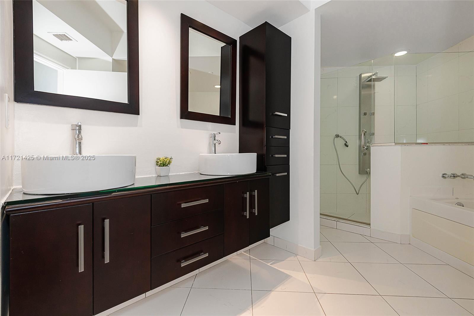 500 BRICKELL WEST CONDO - Residential