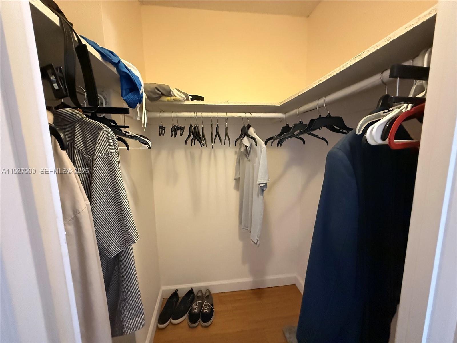 DEL PRADO MARINA - Residential Lease