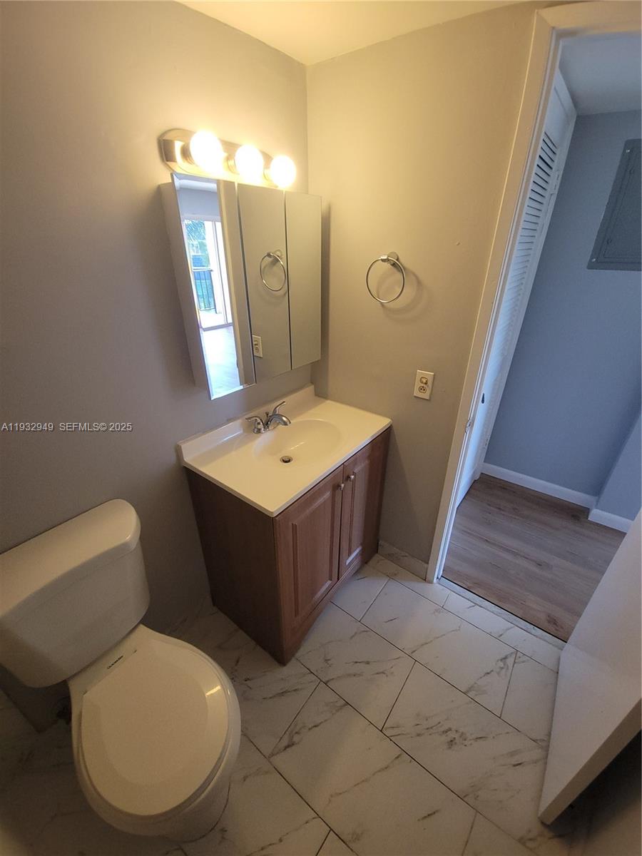 FERNWOODS CONDO NO 3 - Residential Lease