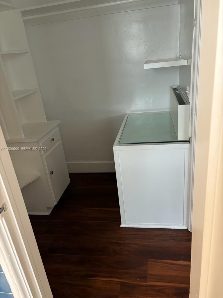 760 CONDO - Residential Lease