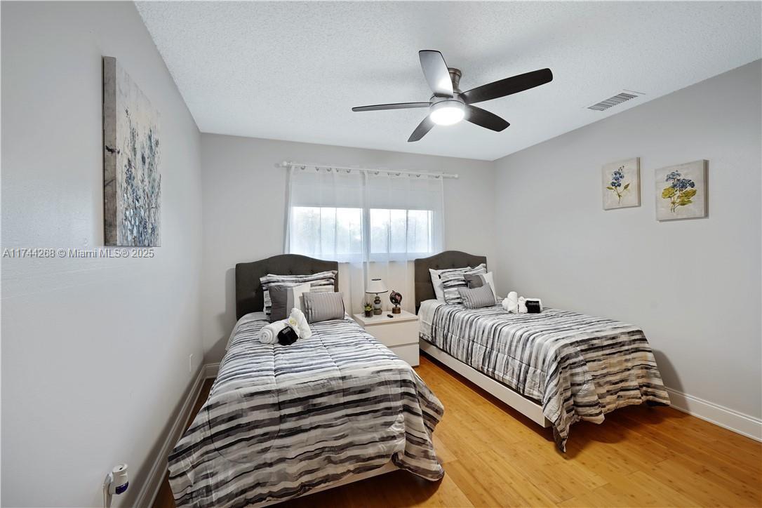 PUEBLO DEL SOL SEC 3 - Residential Lease