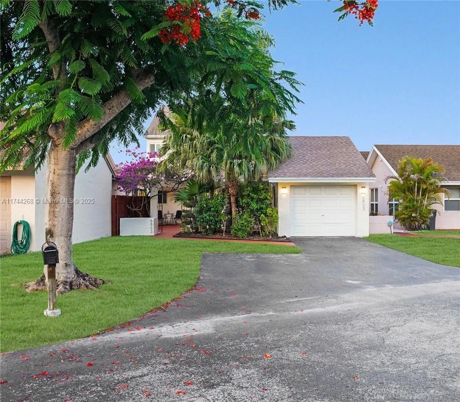 6863 Sw 104th Ct, Miami, Broward County, Florida - 4 Bedrooms  
3 Bathrooms - 