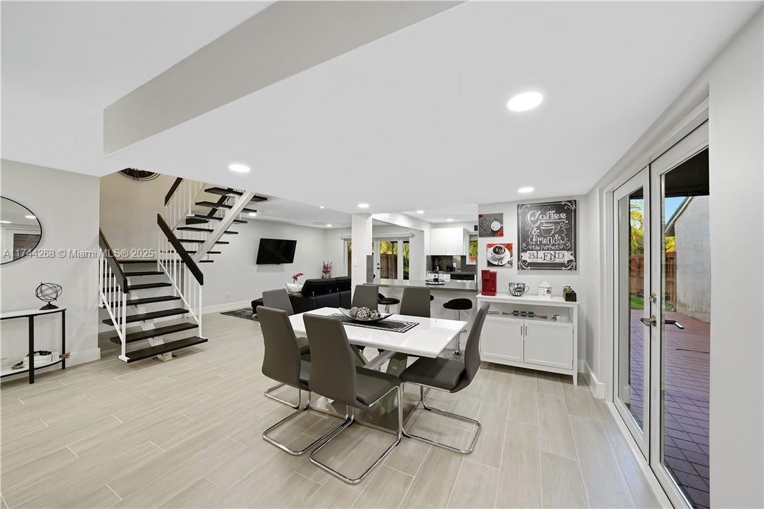 PUEBLO DEL SOL SEC 3 - Residential Lease