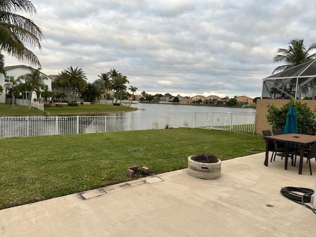 TOWNGATE - Residential Lease