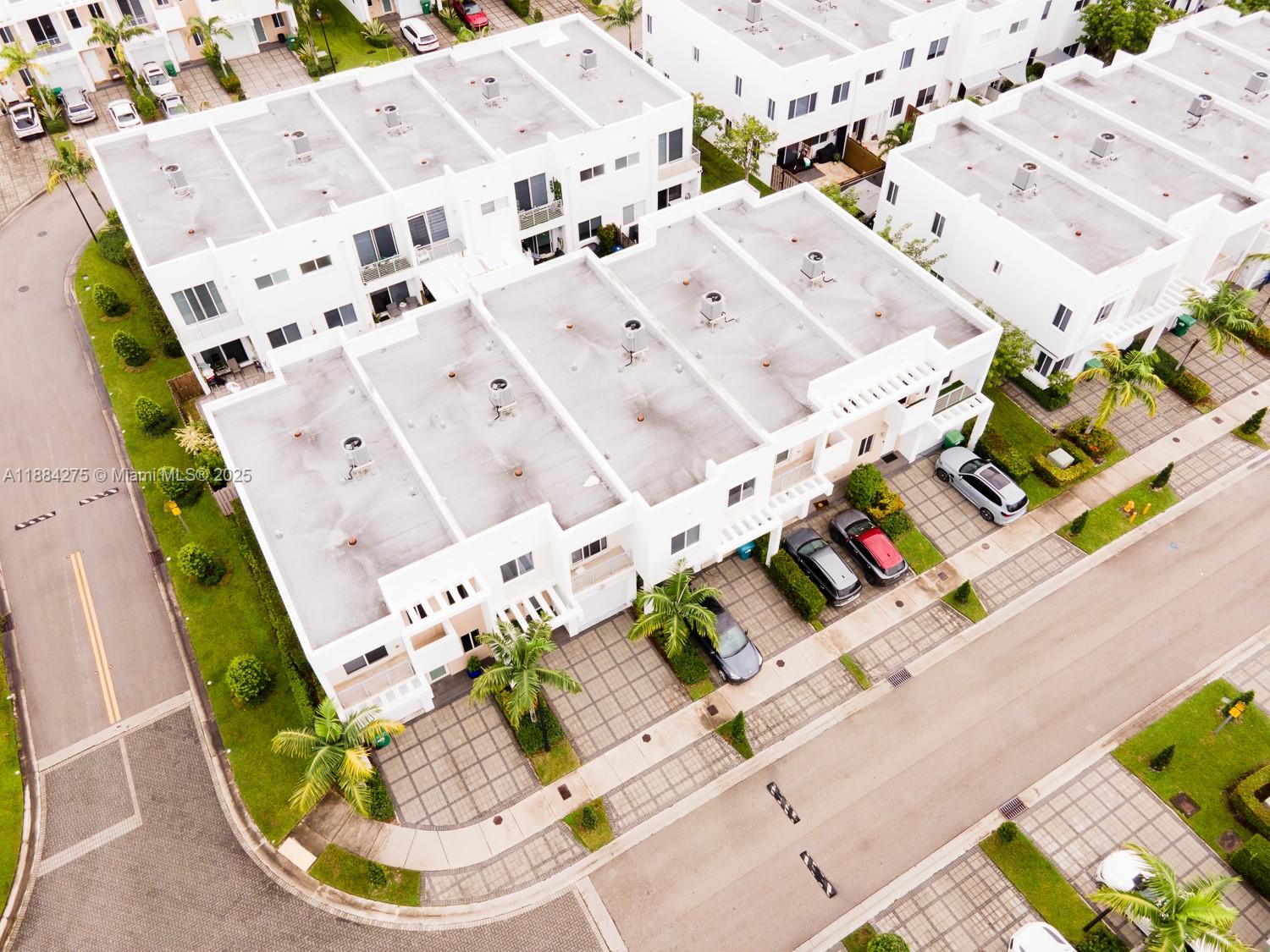DORAL PALMS NORTH - Residential