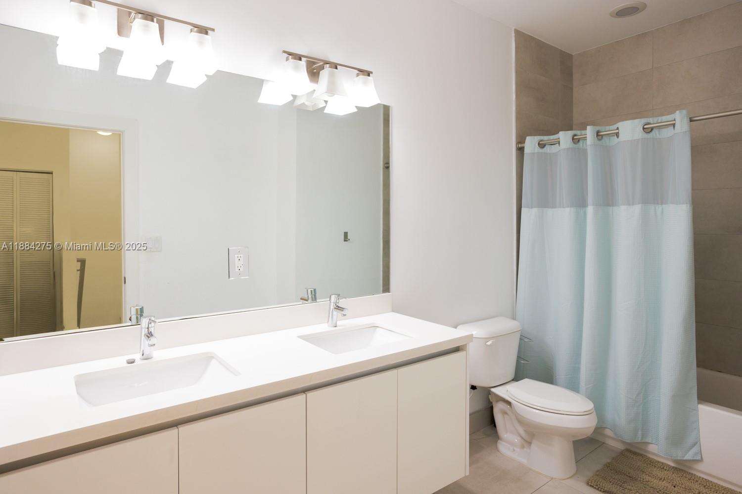 DORAL PALMS NORTH - Residential