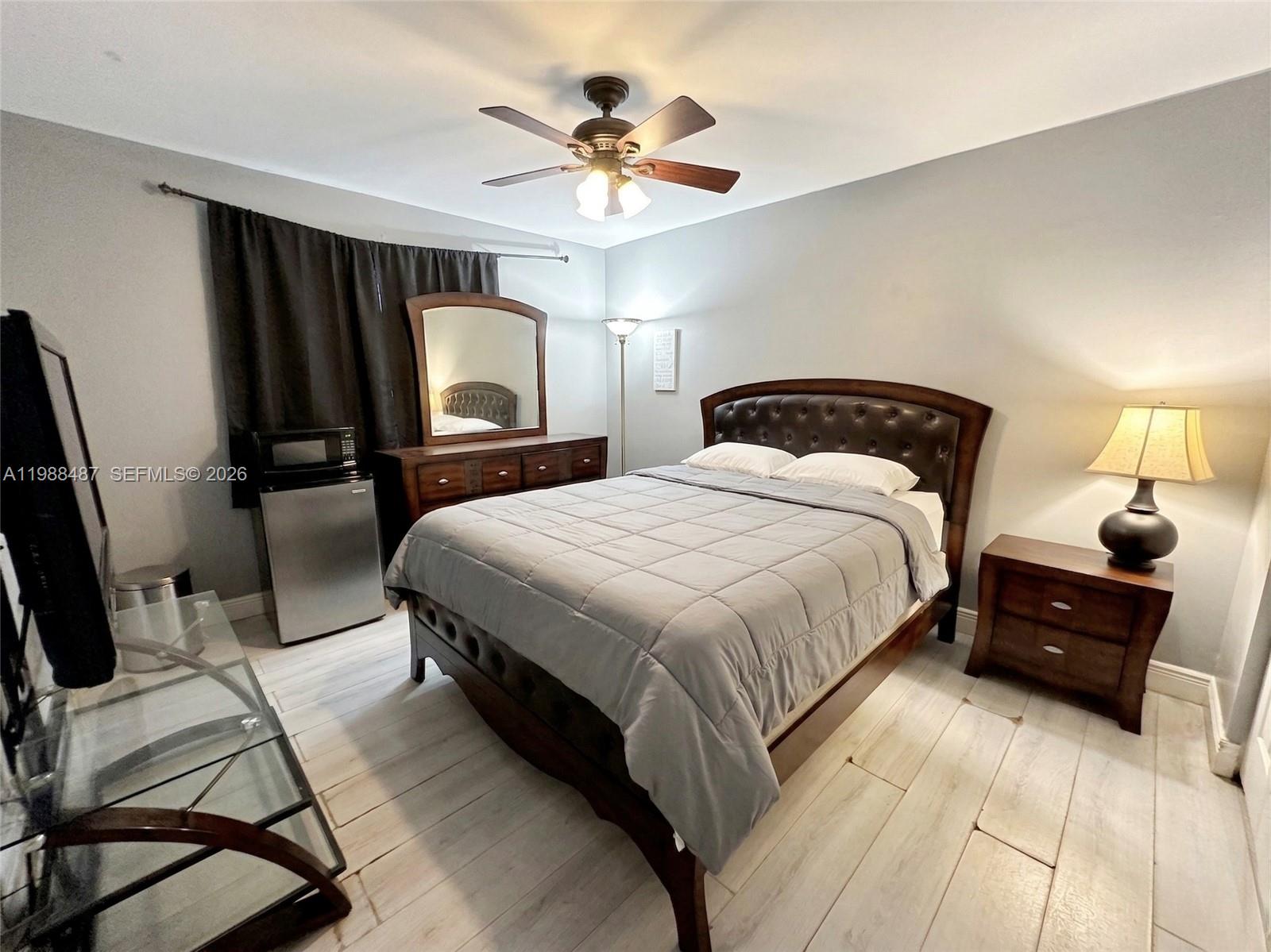 SUNRISE GOLF VILLAGE SEC - Residential