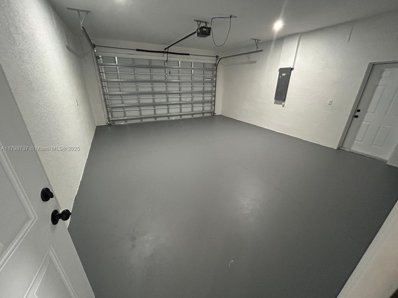 NO SUBDIVISION - Residential