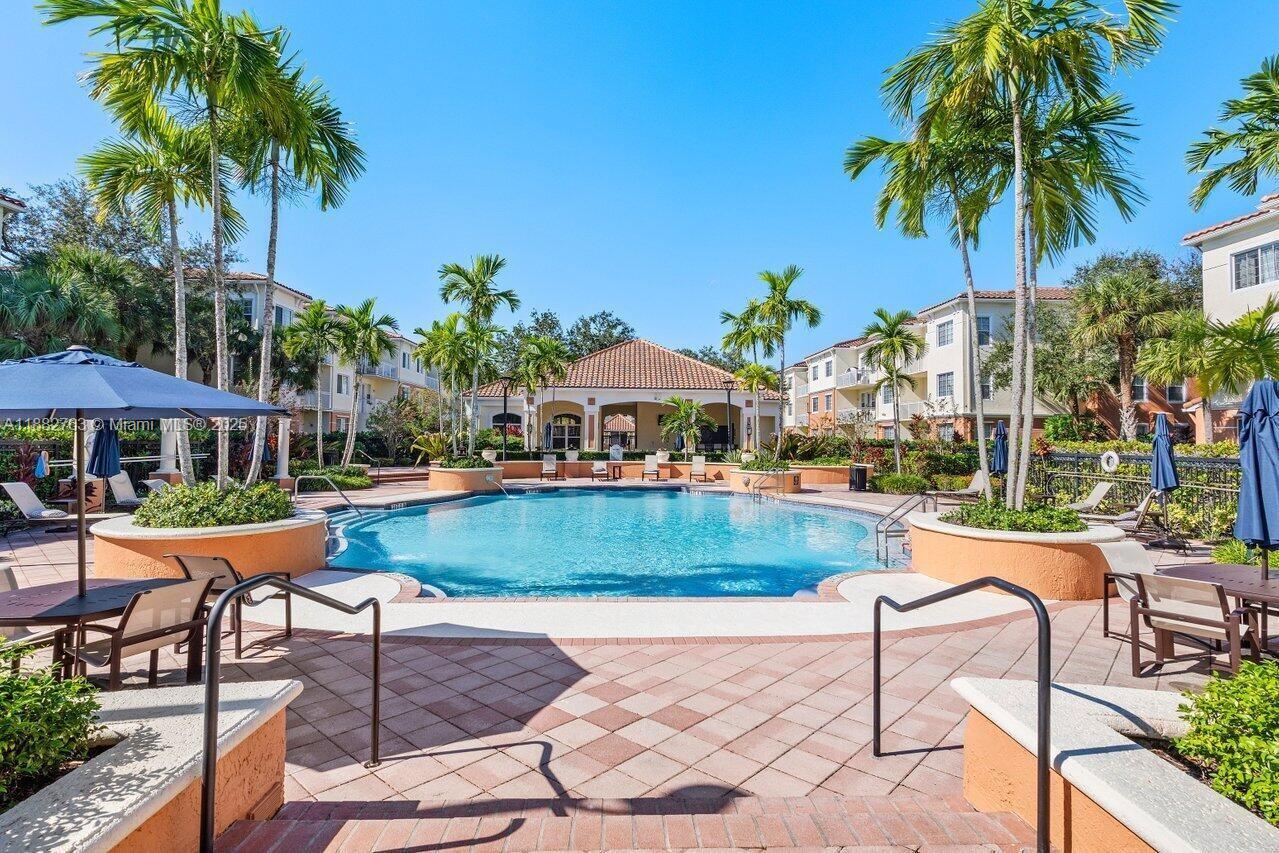 MEZZANO CONDO - Residential Lease