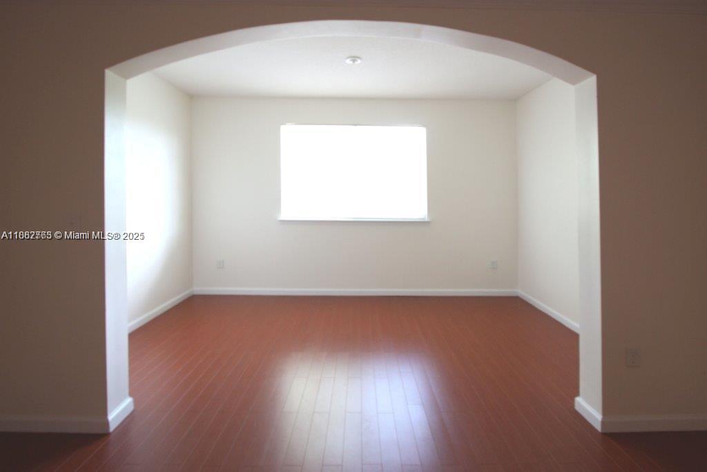 MEZZANO CONDO - Residential Lease