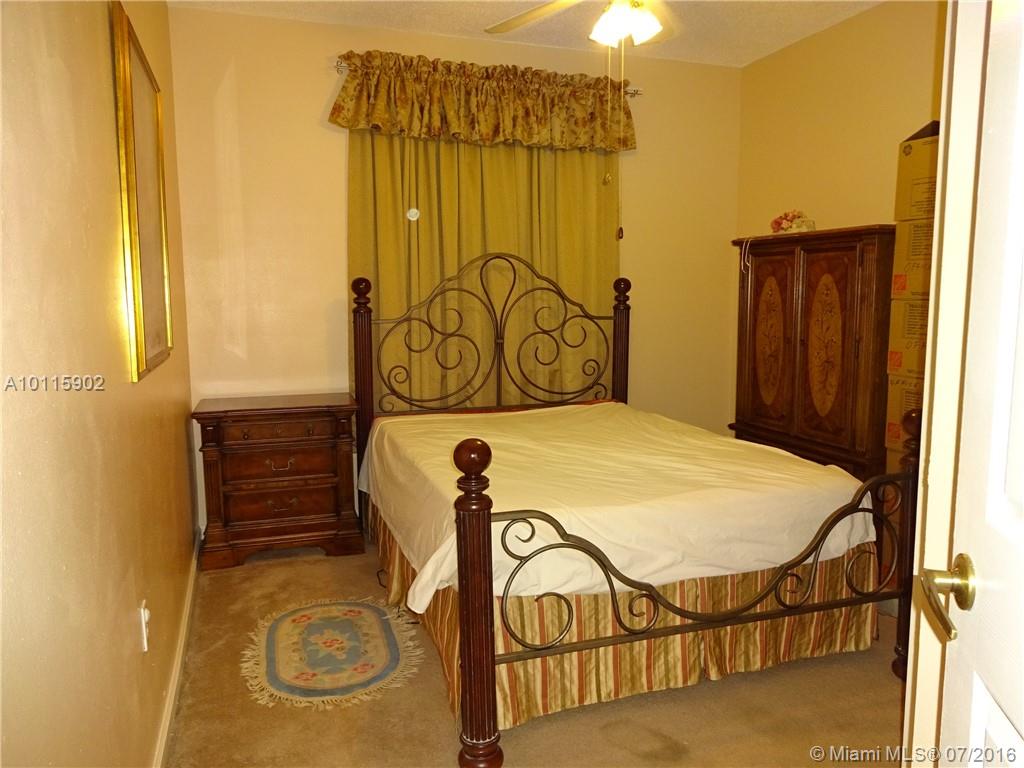 Keys Gate 01 - Residential