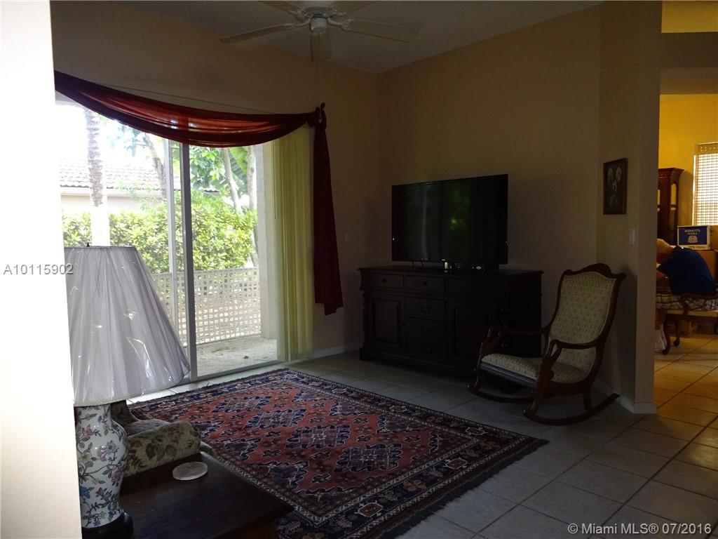 Keys Gate 01 - Residential