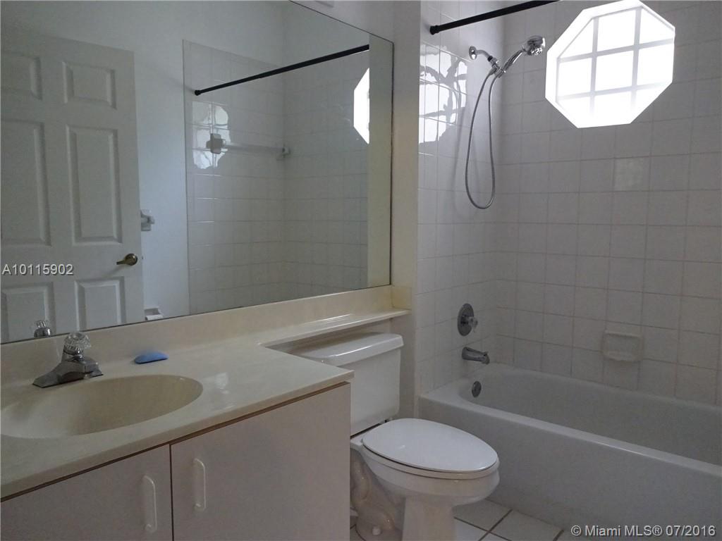 Keys Gate 01 - Residential