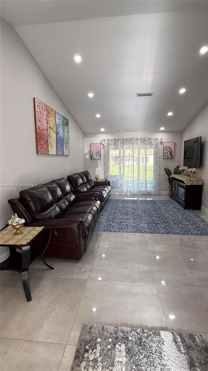 CITY OF LAUDERHILL SEC TH - Residential