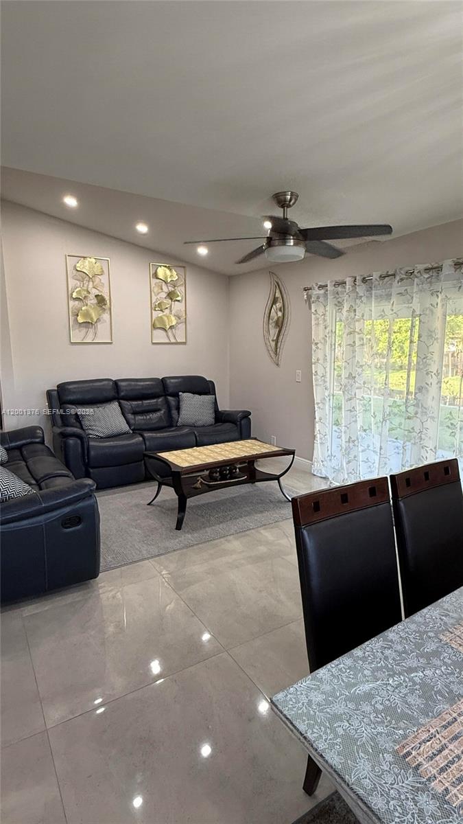 CITY OF LAUDERHILL SEC TH - Residential