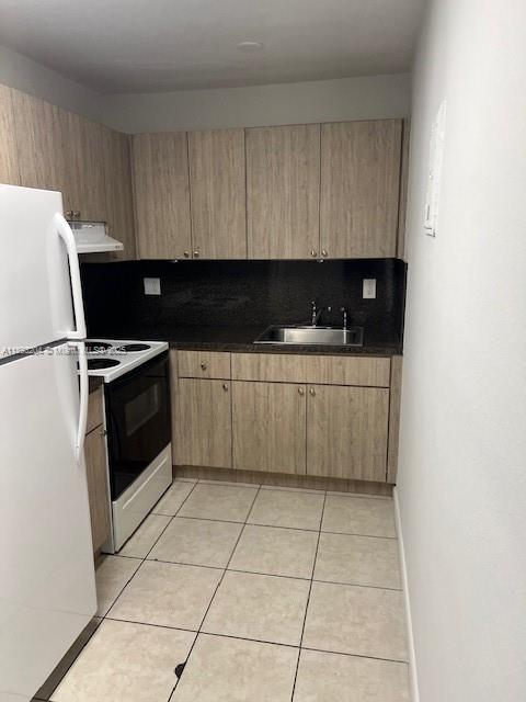 LUDLAM GARDENS CONDO - Residential Lease