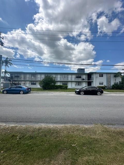Remodeled, First Floor Unit. Bring your pickiest client, tile flooring, super clean, new bathroom, excellent location. Walking distance to grocery store and restaurants. Has 1 assigned parking space and water is included. NO PETS PER HOA. HOA requires $ 200.00 security deposit. See HOA application on attachments - Contact L/A for more information. Please allow 24 hour notice for showings