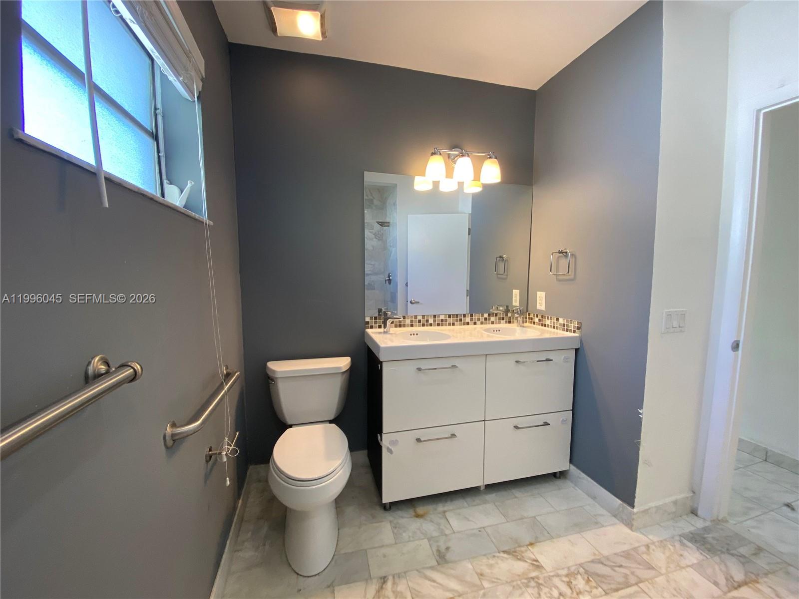 OCEANSIDE SEC ISLE OF NOR - Residential Lease