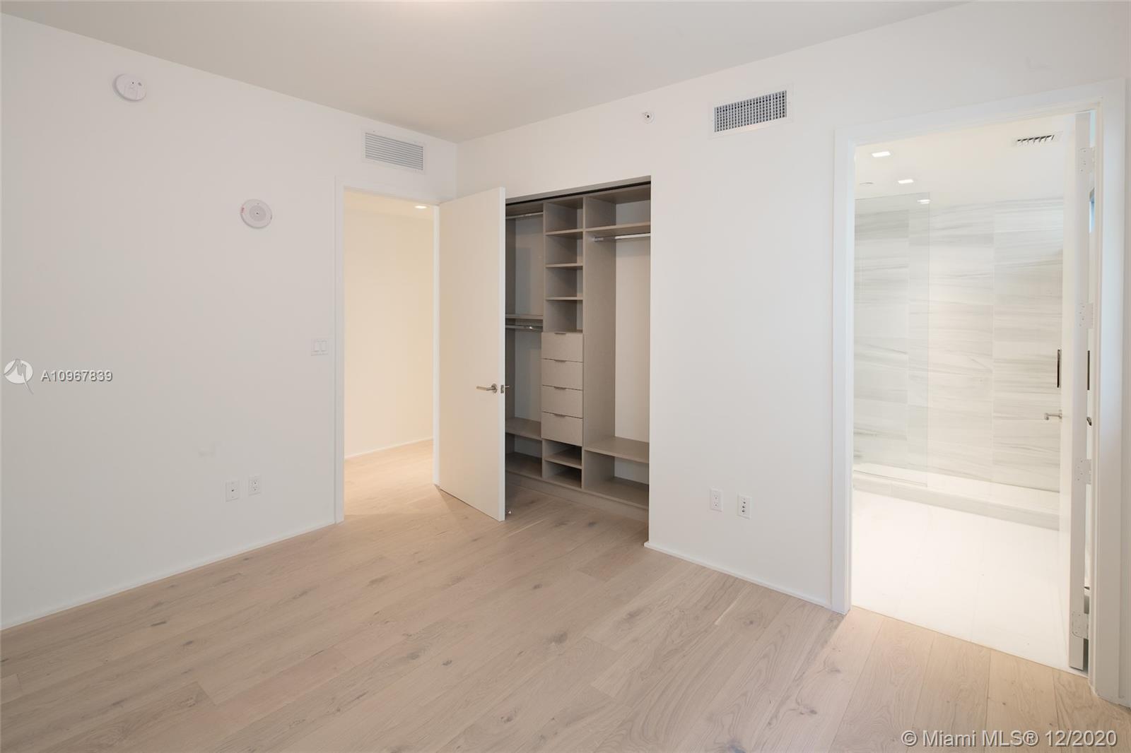 321 OCEAN - Residential