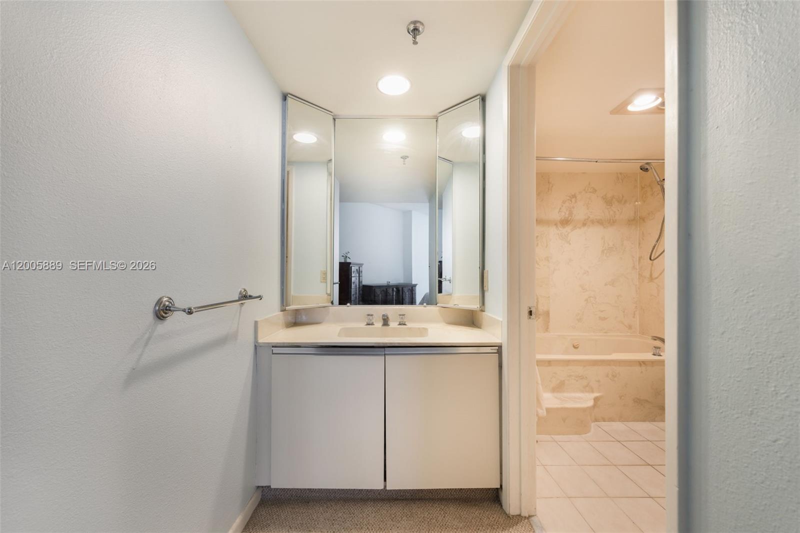 BRICKELL KEY ONE CONDO - Residential