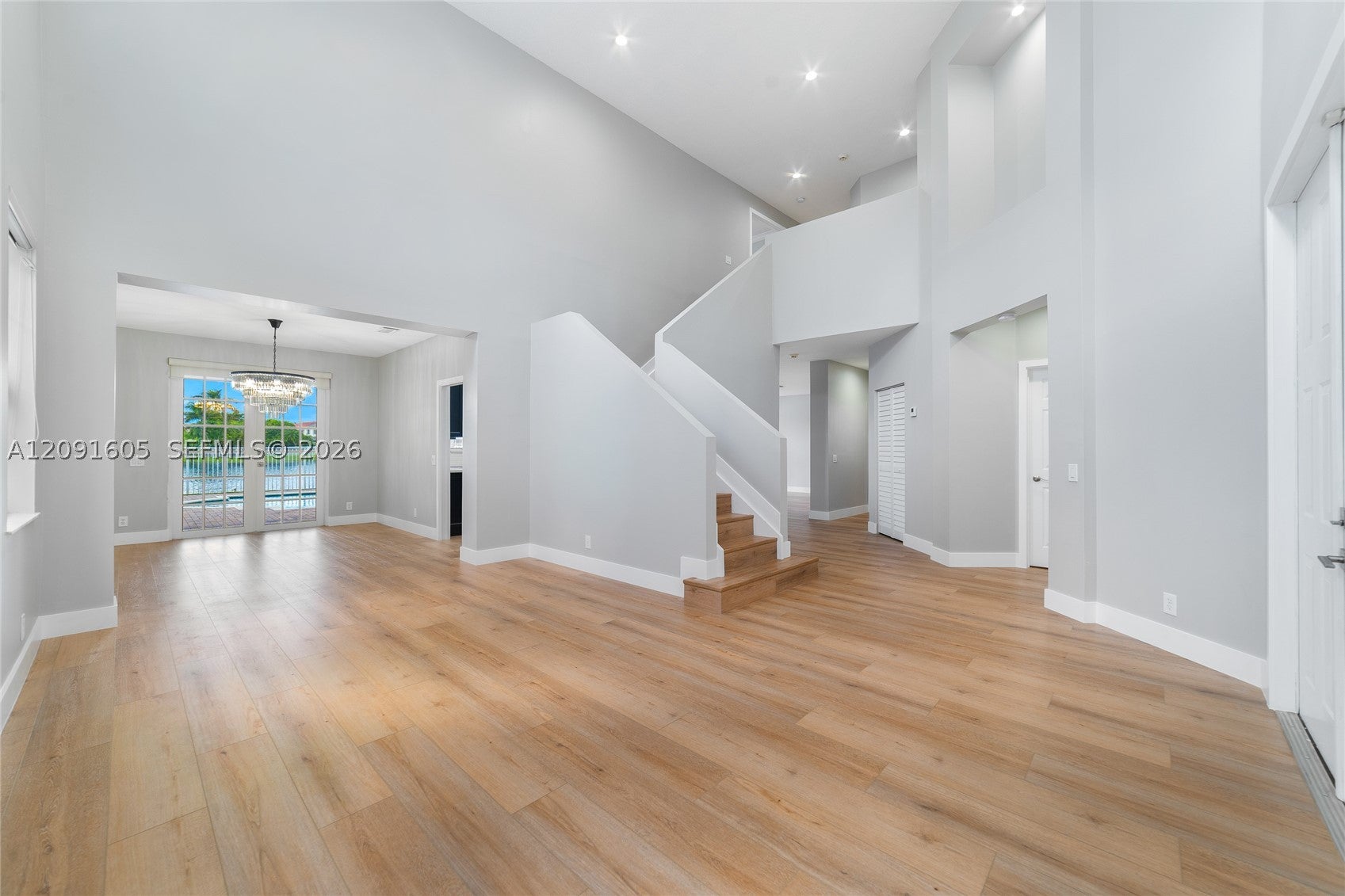 4400 Fox Ridge Dr