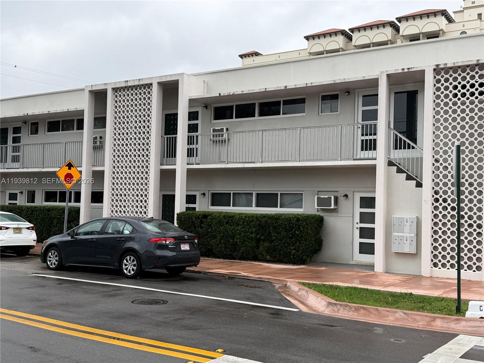 CORAL GABLES SEC L - Residential Lease