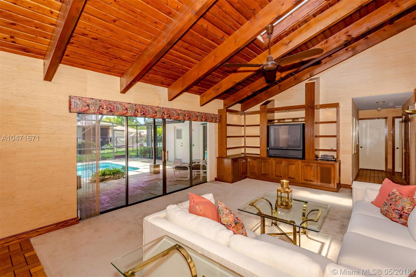 OAK WOOD - Residential