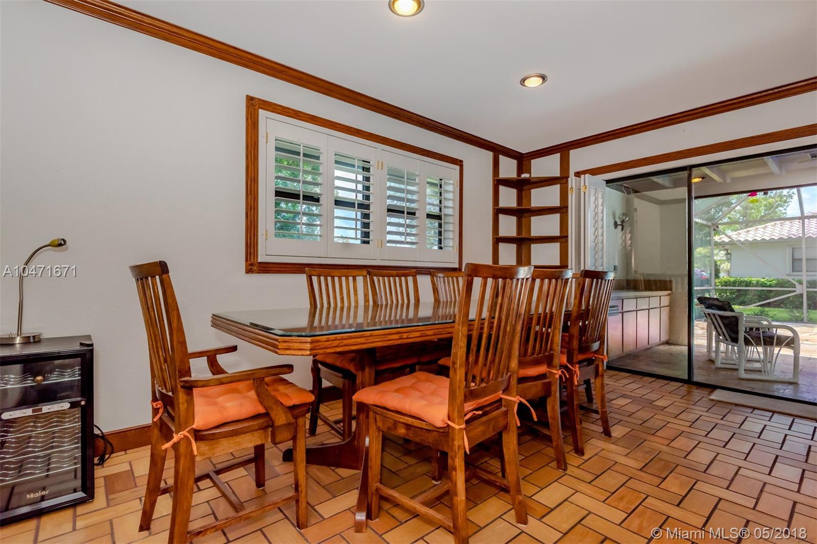 OAK WOOD - Residential