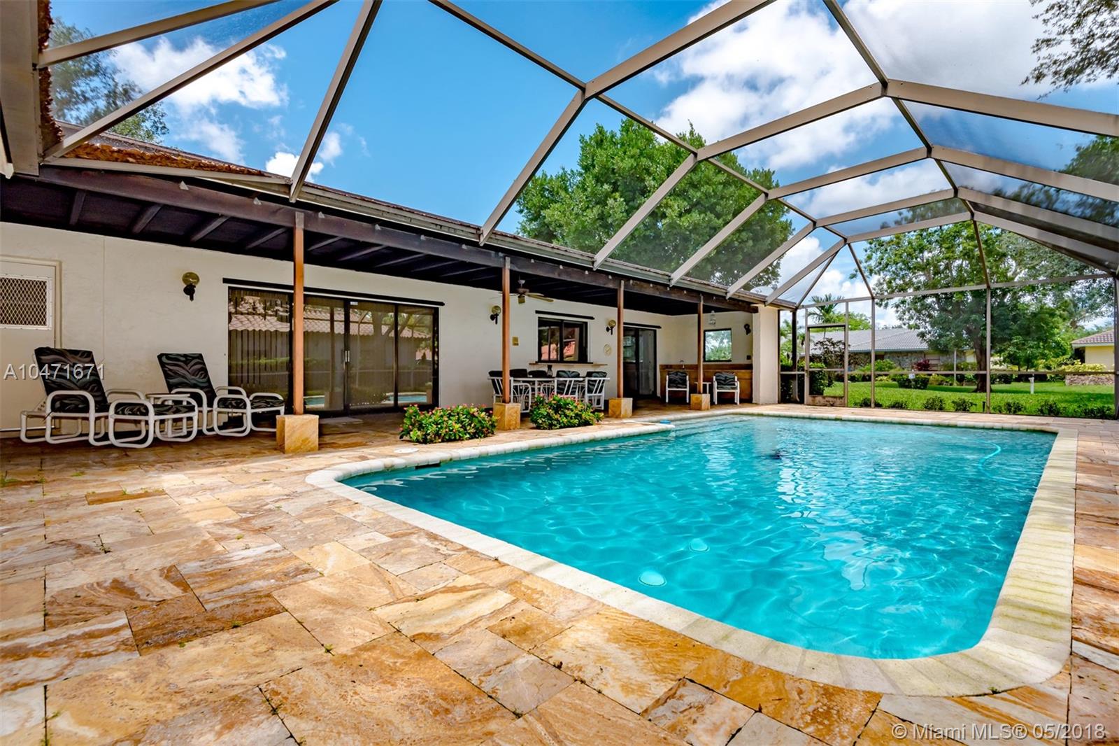 OAK WOOD - Residential