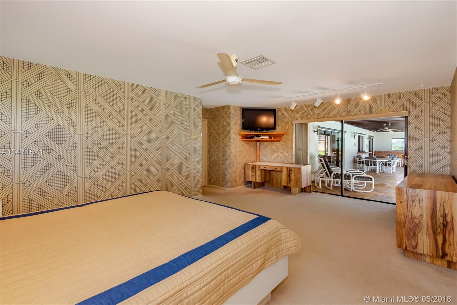 OAK WOOD - Residential