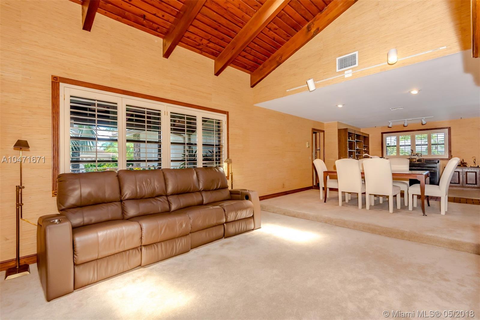 OAK WOOD - Residential