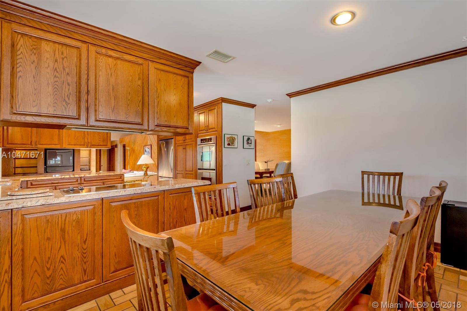 OAK WOOD - Residential