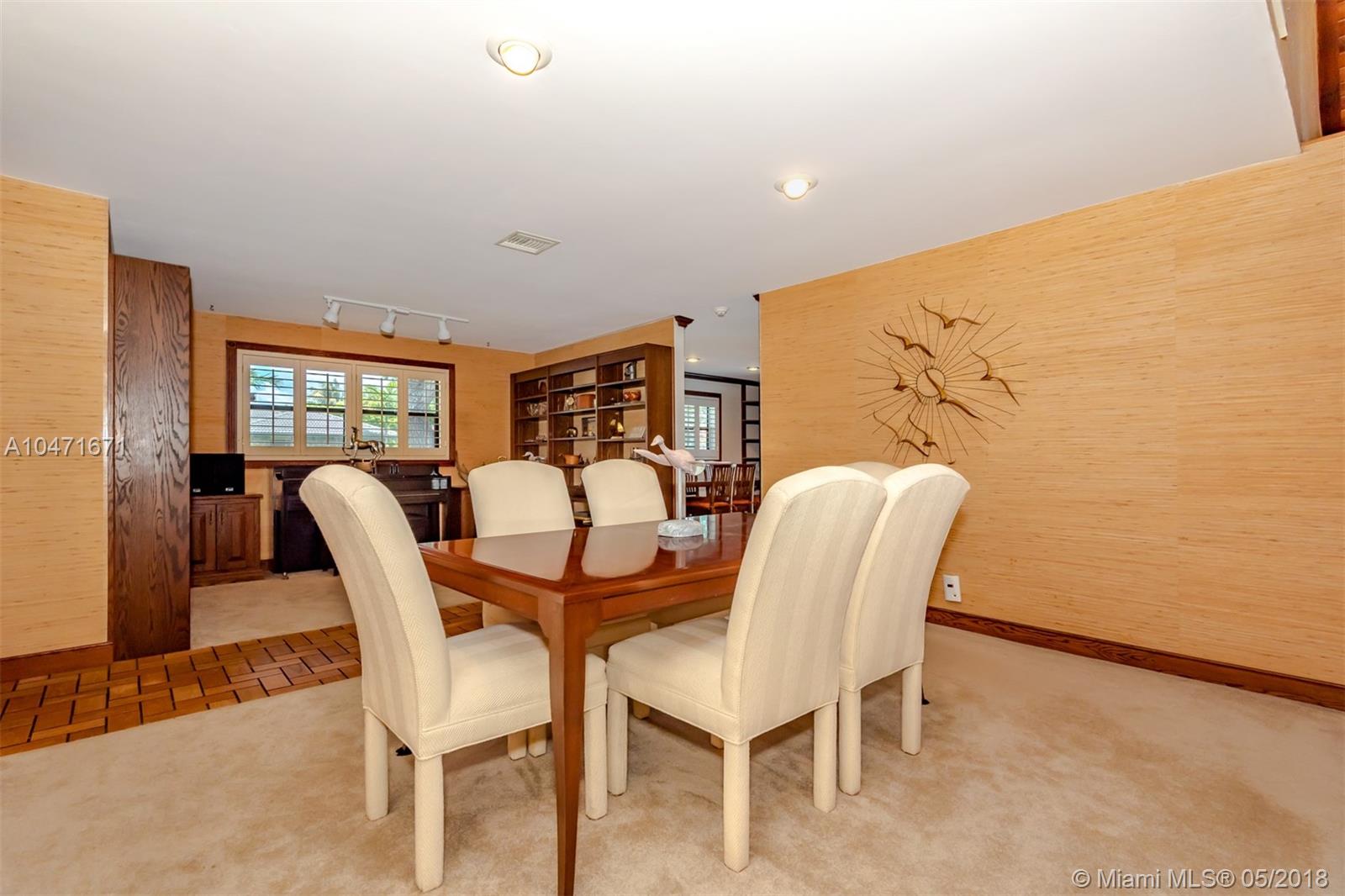 OAK WOOD - Residential