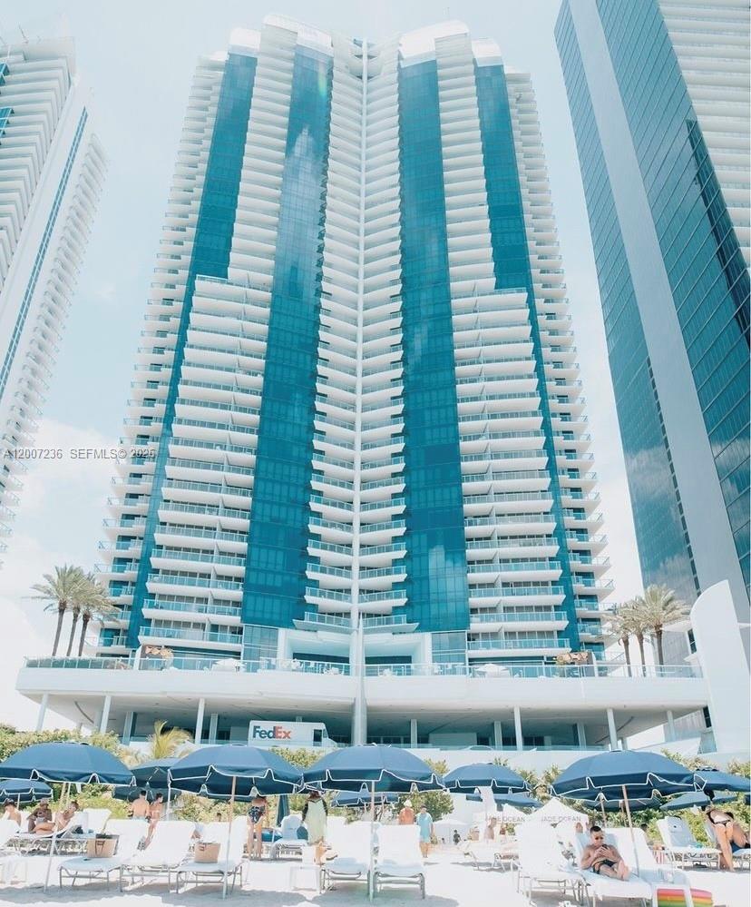 17121 Collins Ave 4006