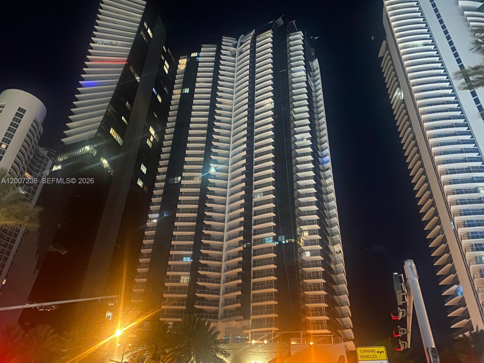 17121 Collins Ave 4006