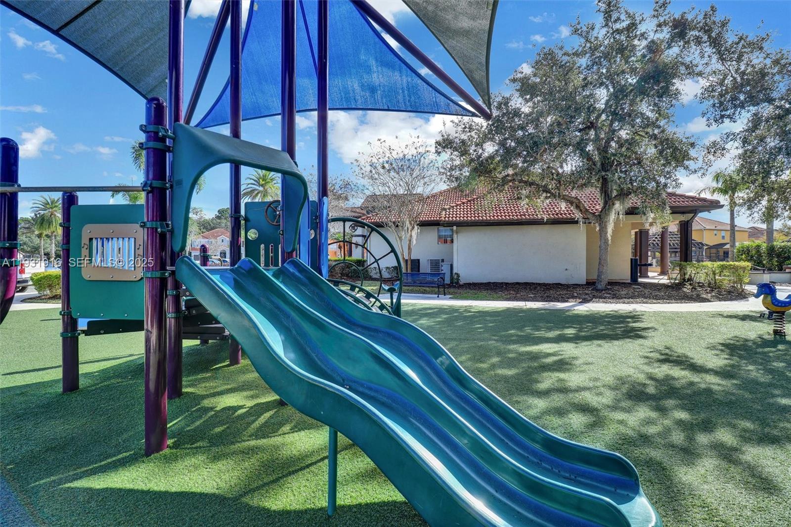 BELLAVIDA PH 2A - Residential