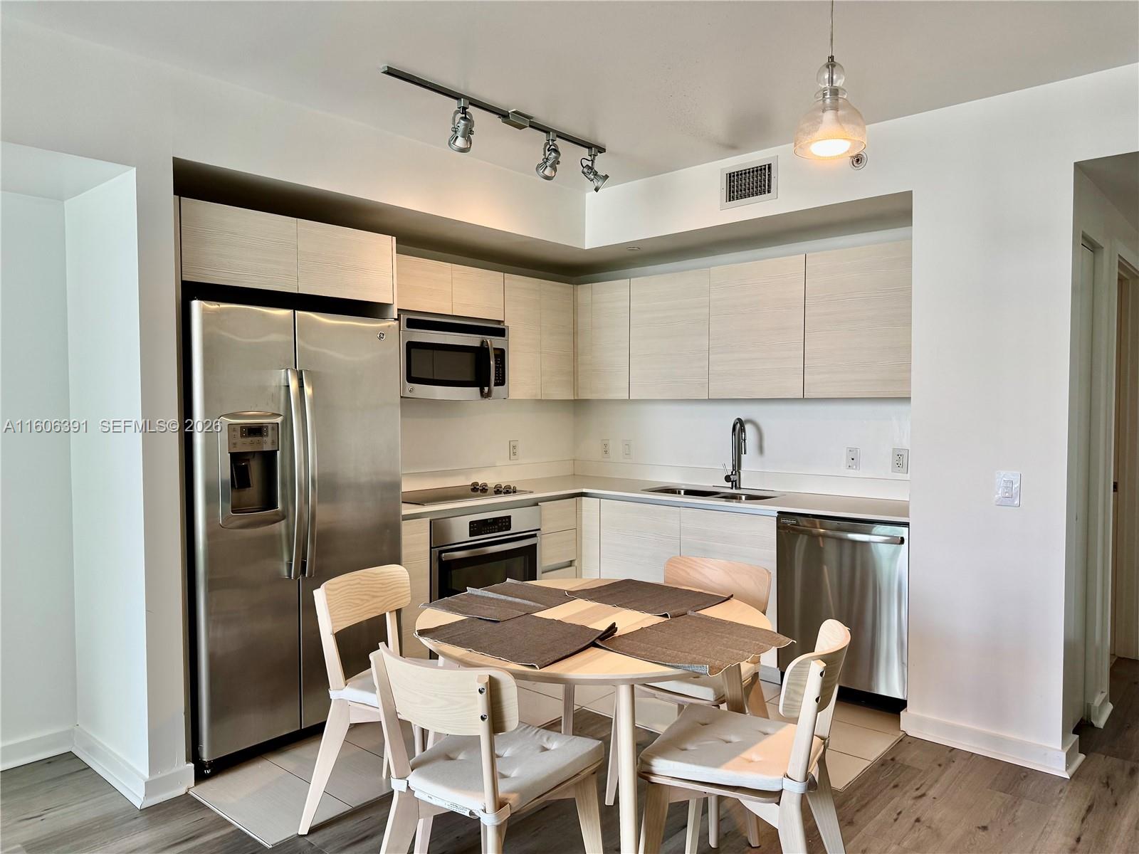 4250 BISCAYNE BOULEVARD C - Residential