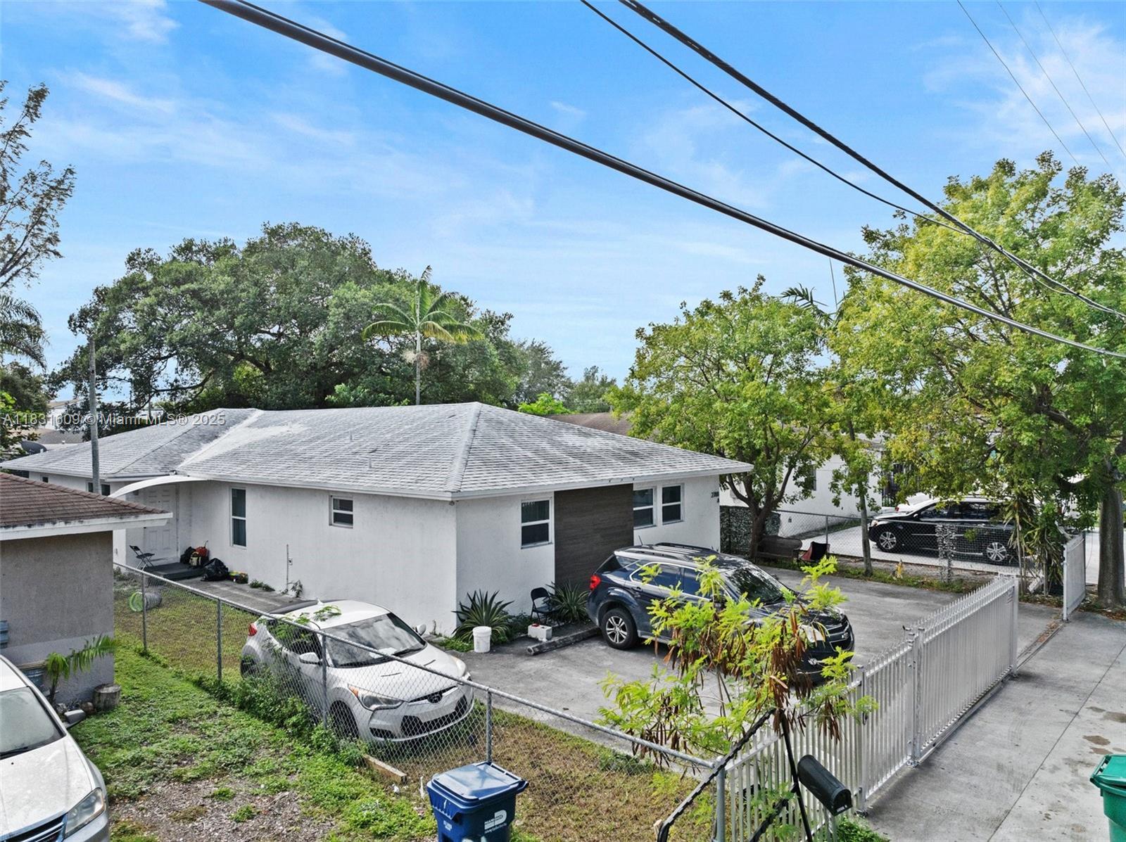 2788 NW 48th St