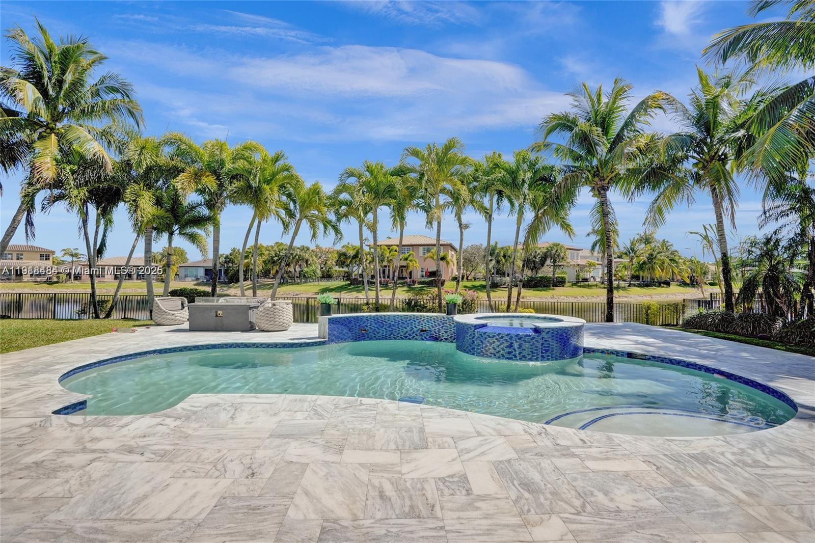 HERON BAY NORTHEAST - Residential