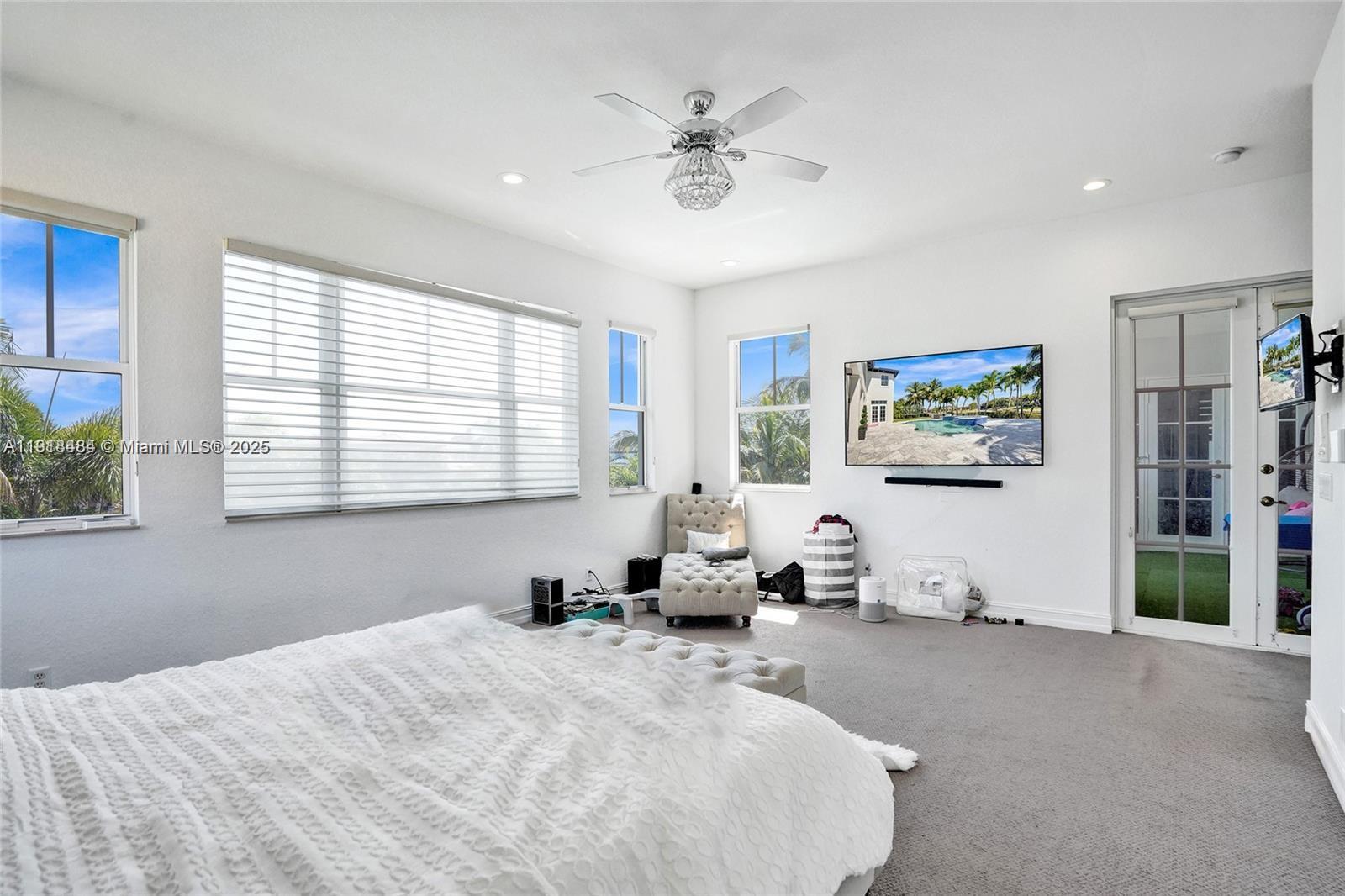 HERON BAY NORTHEAST - Residential