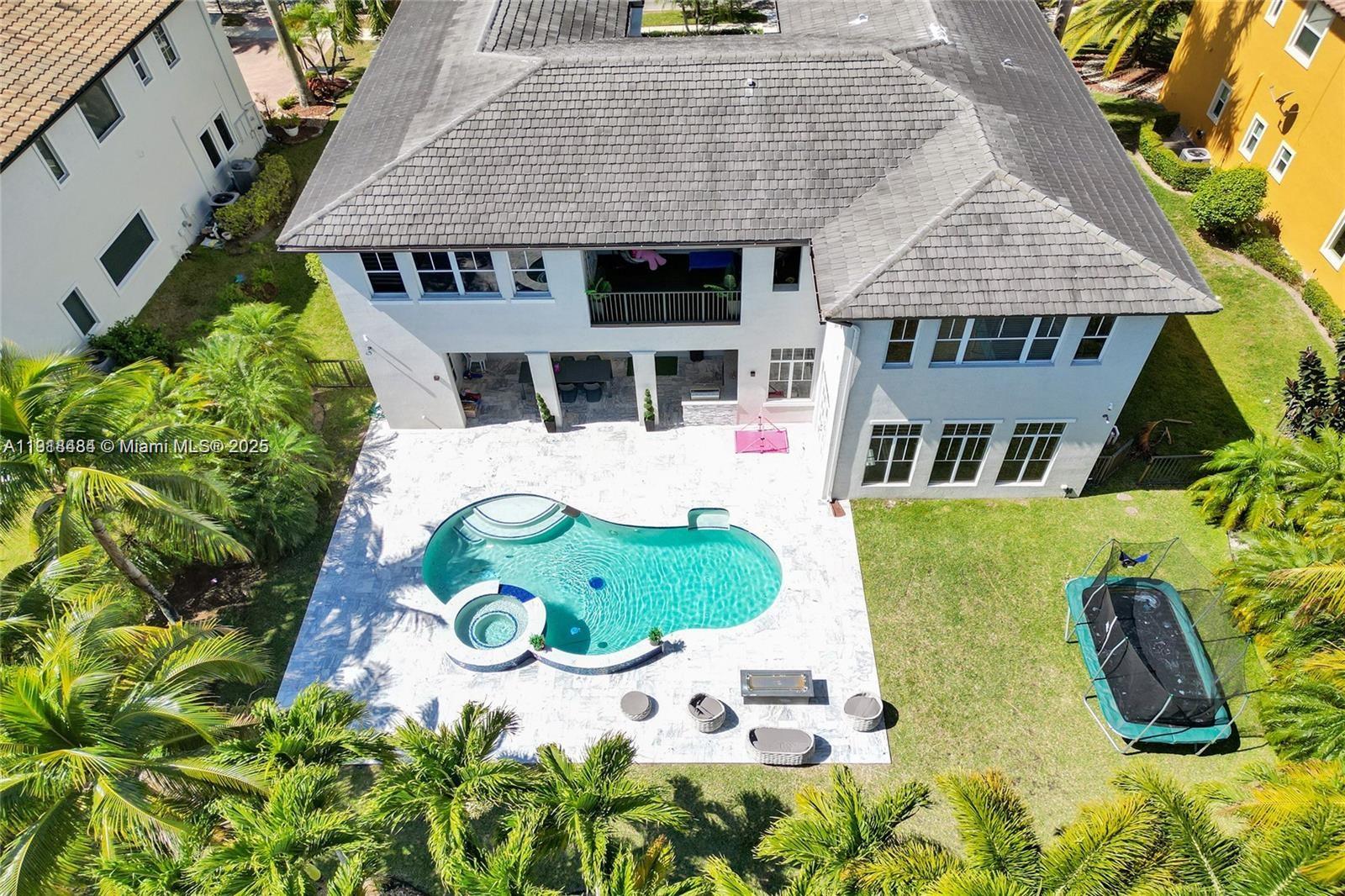 HERON BAY NORTHEAST - Residential